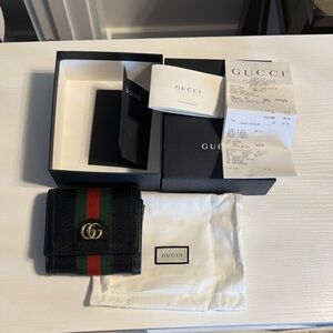Gucci Black Leather Card Holder with Green and Red Stripes
